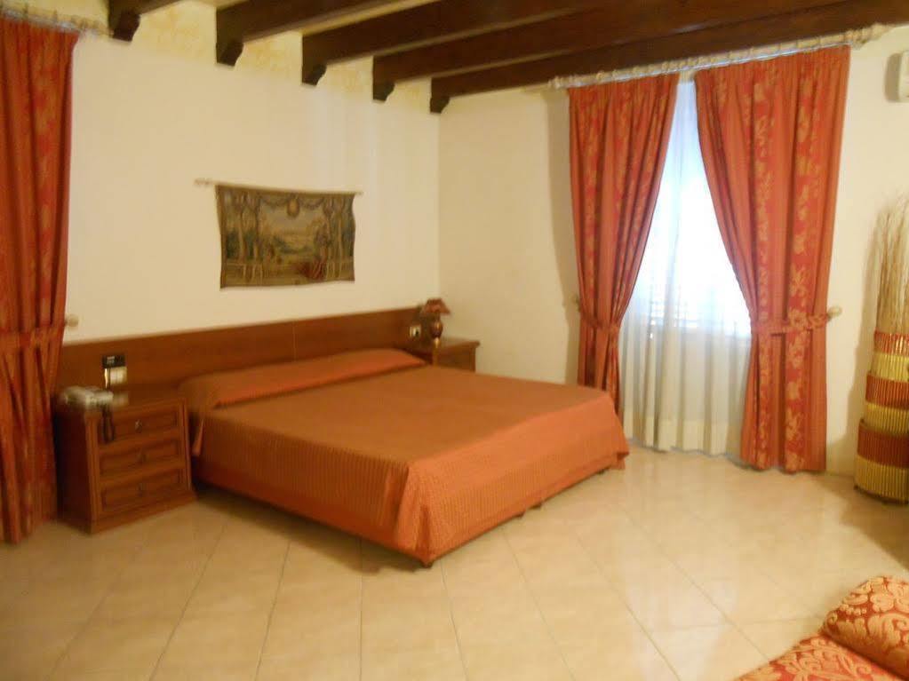 Hotel Centrale Bagheria Buitenkant foto