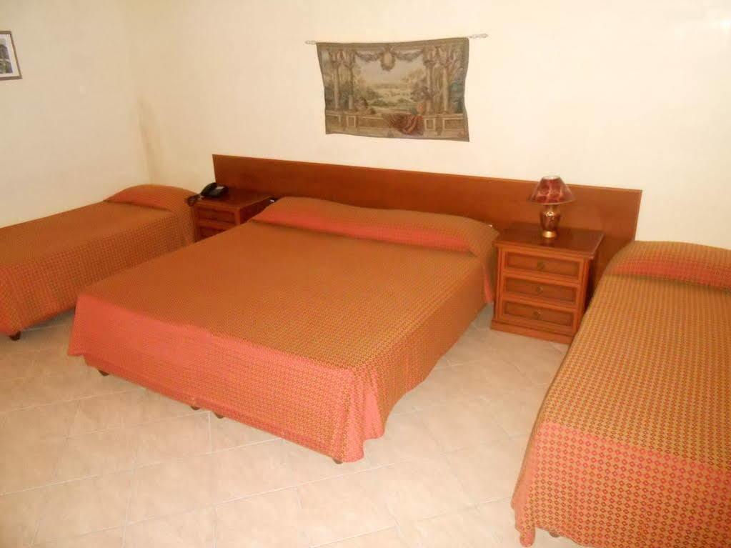 Hotel Centrale Bagheria Buitenkant foto