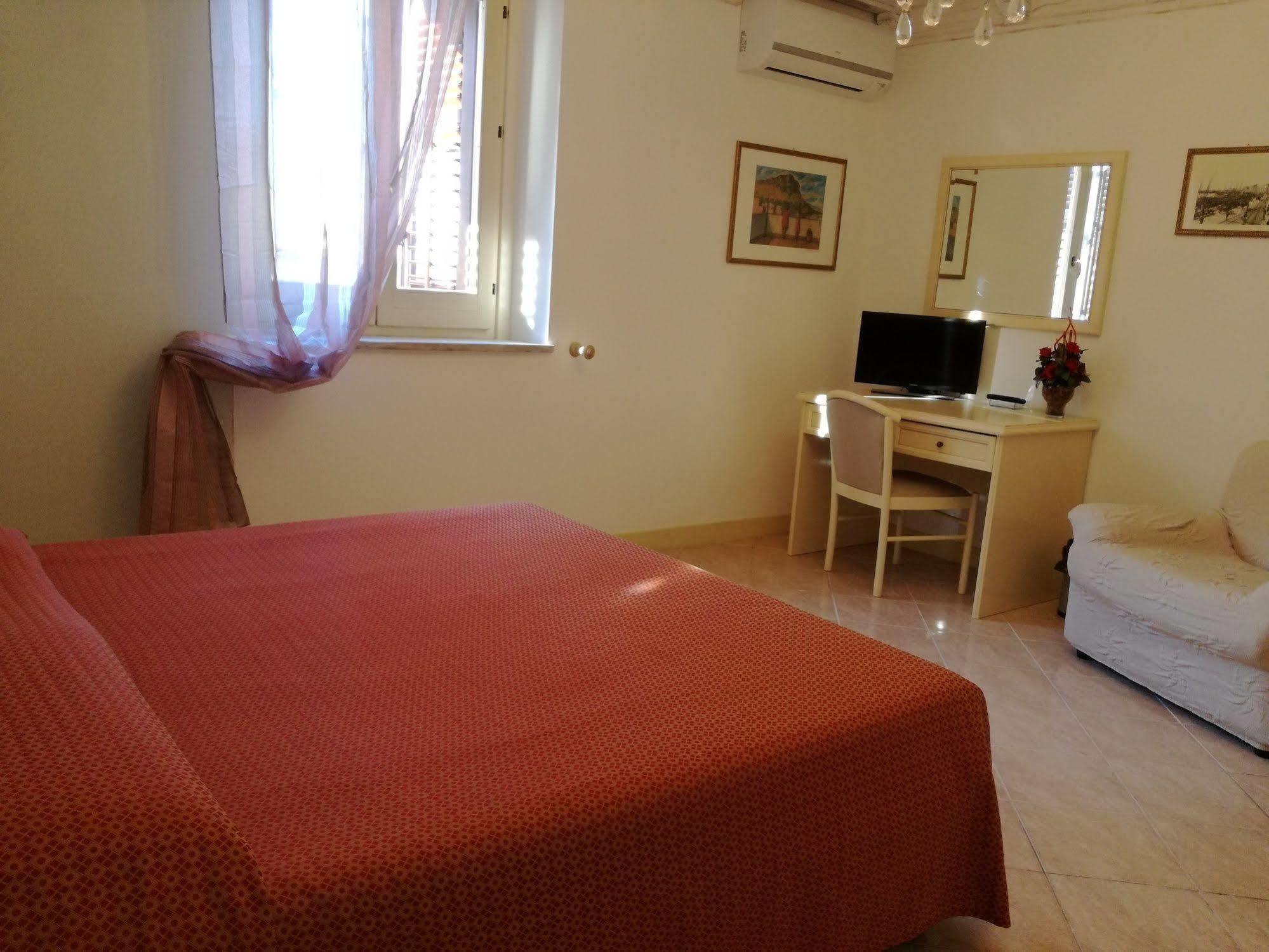 Hotel Centrale Bagheria Buitenkant foto